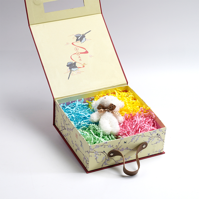 Multi-Layer Multicolor Crinkled Raffia Paper Shreds